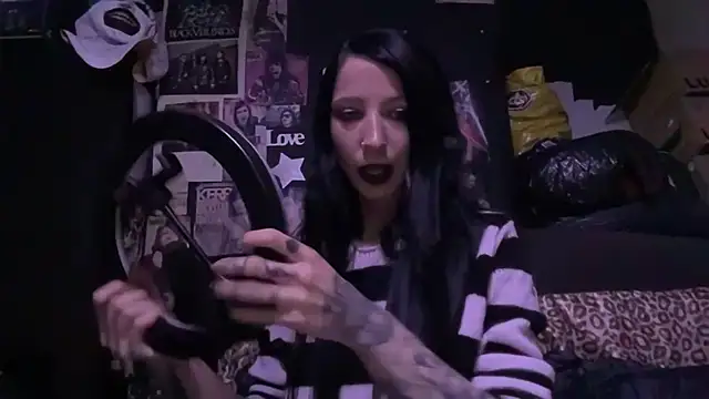 MissMidnightUK online show from 21, 10, 2025