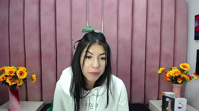 Poly Sasha  online show from 18, 3, 2025