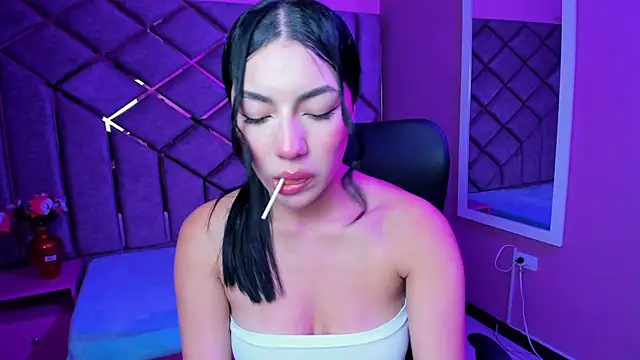 Poly Sasha  online show from 12, 11, 2025