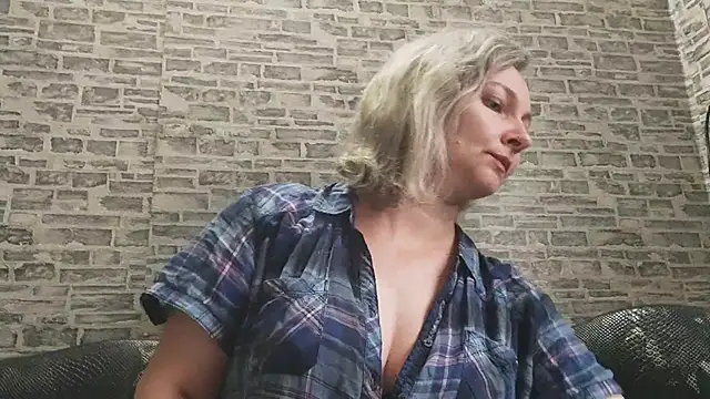 EdithManning online show from 4, 11, 2025