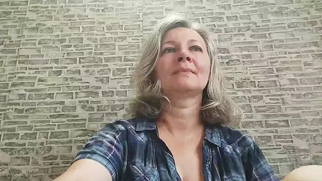 EdithManning online show from 15, 9, 2025