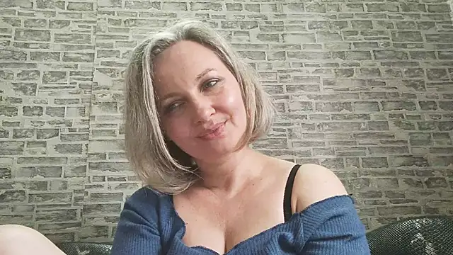 EdithManning online show from 10, 3, 2025