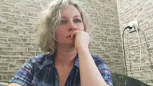 EdithManning online show from 22, 3, 2025