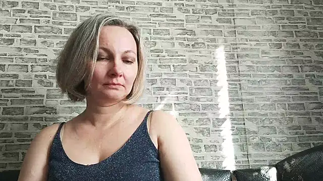 EdithManning online show from 27, 2, 2025