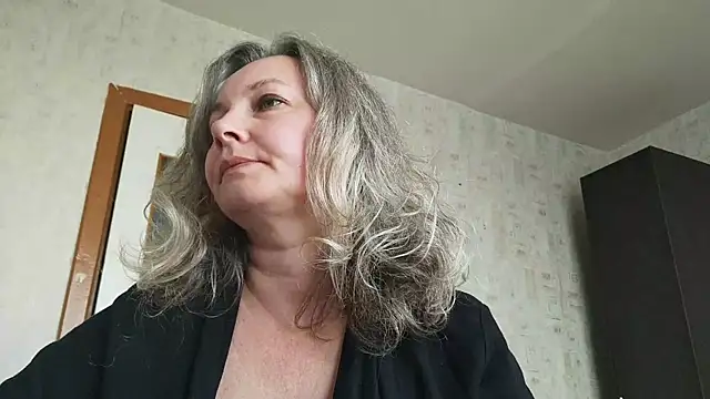 EdithManning online show from 5, 6, 2026