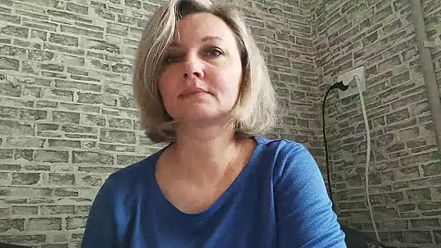 EdithManning online show from 6, 3, 2025