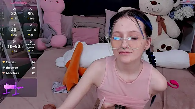 MiaKarlos online show from 22, 3, 2025