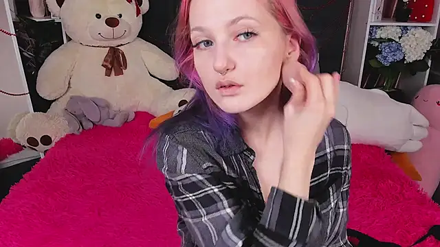 MiaKarlos online show from 28, 10, 2025