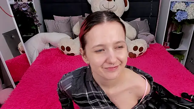 MiaKarlos online show from 16, 2, 2026