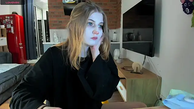 princessaalicc online show from 8, 2, 2025