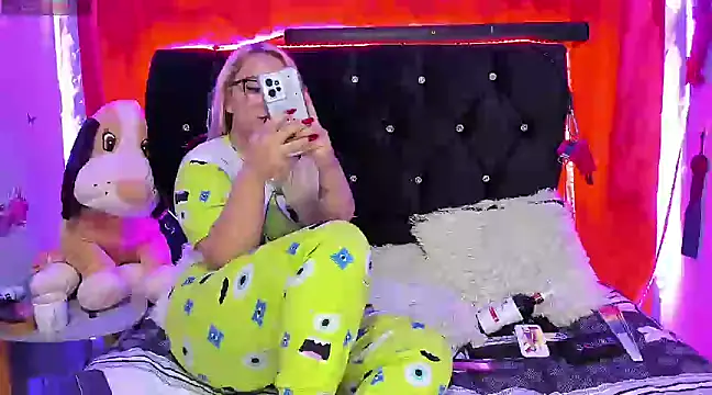 katieeandsharonn online show from 7, 2, 2025