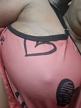 Snapshot of Hot-Anuska chatting on 3, 12, 2025 Hot-Anuska online show from 3, 12, 2025