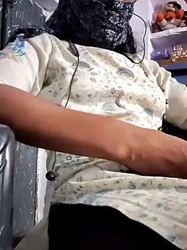 Snapshot of Hot-Anuska chatting on 13, 9, 2025 Hot-Anuska online show from 13, 9, 2025