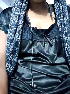 Snapshot of Hot-Anuska chatting on 15, 9, 2025 Hot-Anuska online show from 15, 9, 2025