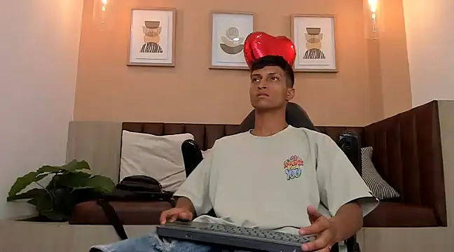 wolf james123 online show from 8, 2, 2025