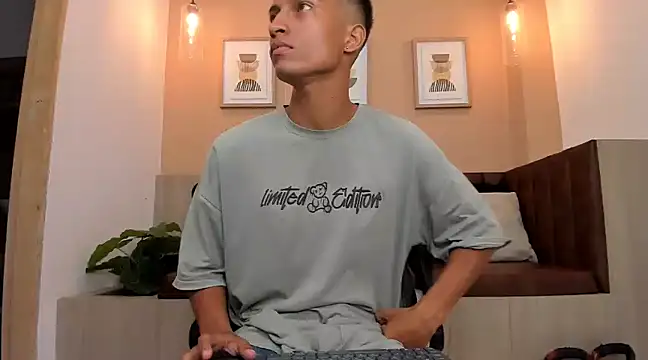 wolf james123 online show from 3, 2, 2025