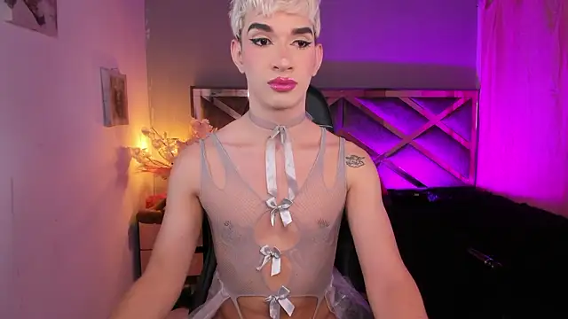 Cherry zayden  online show from 17, 3, 2026