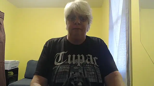 canadiancougar1965 online show from 29, 11, 2025