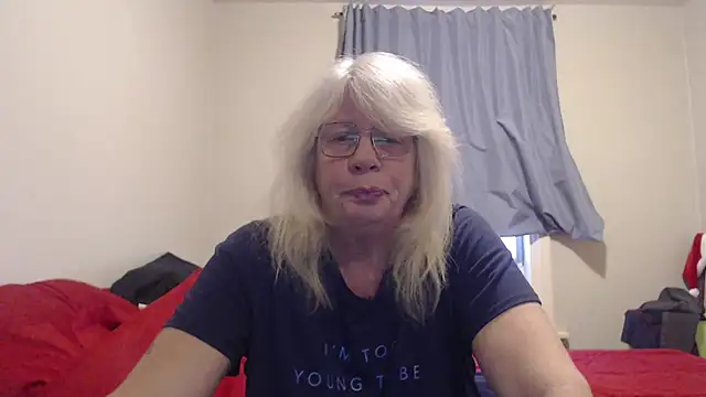 canadiancougar1965 online show from 4, 12, 2024