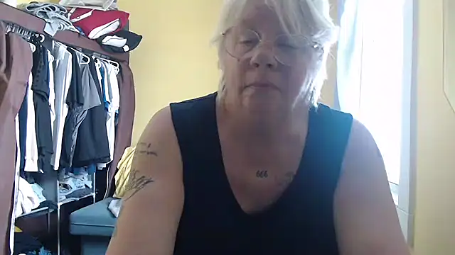 canadiancougar1965 online show from 17, 2, 2026