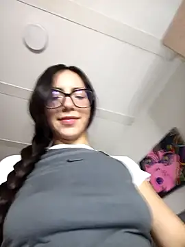 MissAfroditha online show from 16, 12, 2025