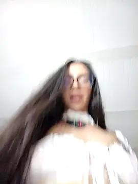 MissAfroditha online show from 13, 12, 2025