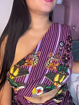 Snapshot of shara_queen1 chatting on 18, 6, 2026 shara queen1 online show from 18, 6, 2026