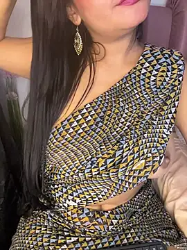 shara queen1 online show from 12, 4, 2026