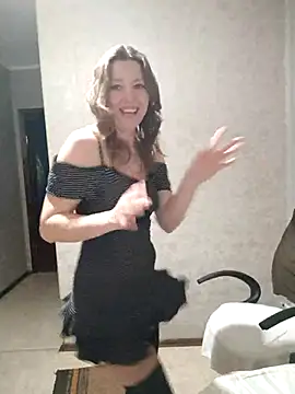 VselenaSun402 online show from 6, 3, 2025