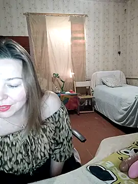 VselenaSun402 online show from 22, 10, 2025