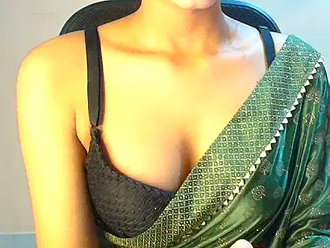 Snapshot of Chandani-Love chatting on 23, 5, 2026 Chandani-Love online show from 23, 5, 2026