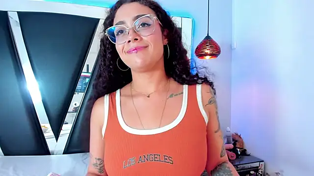 antonelllepiercee online show from 17, 3, 2025