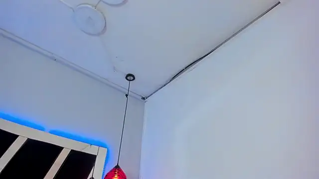 antonelllepiercee online show from 15, 3, 2025