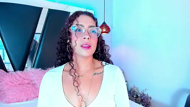 antonelllepiercee online show from 20, 3, 2025