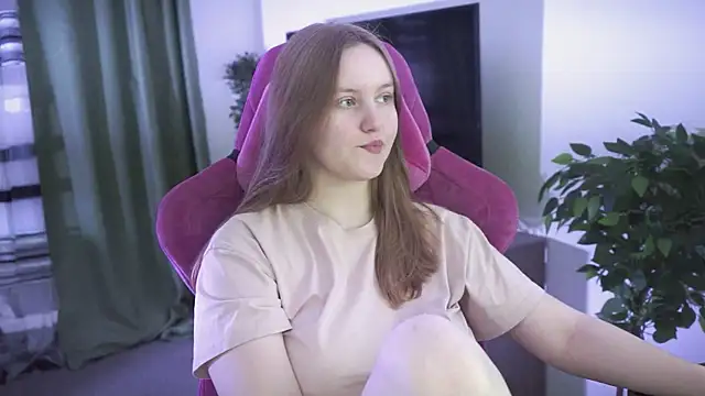 Snapshot of KellyPoter chatting on 1, 11, 2025 KellyPoter online show from 1, 11, 2025