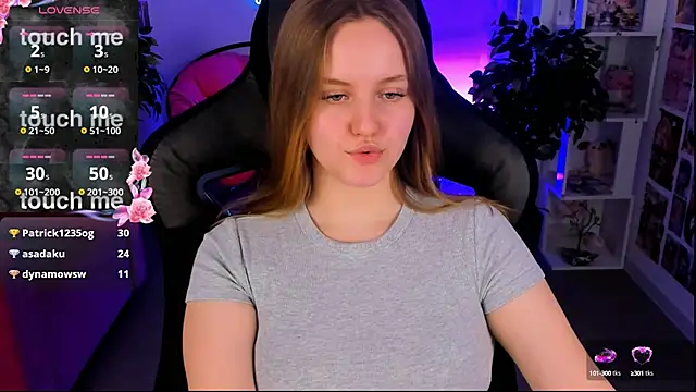 Snapshot of KellyPoter chatting on 18, 2, 2025 KellyPoter online show from 18, 2, 2025