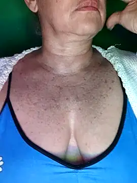 Kasandra Ho online show from 26, 11, 2025