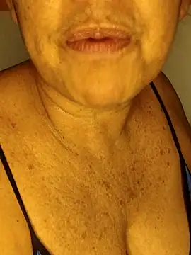 Kasandra Ho online show from 18, 3, 2026