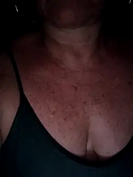 Kasandra Ho online show from 19, 12, 2025