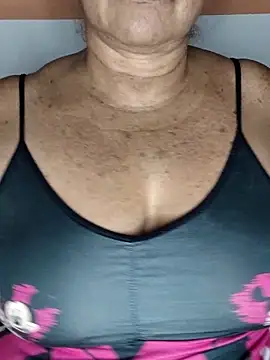 Kasandra Ho online show from 16, 9, 2025