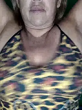 Kasandra Ho online show from 23, 9, 2025