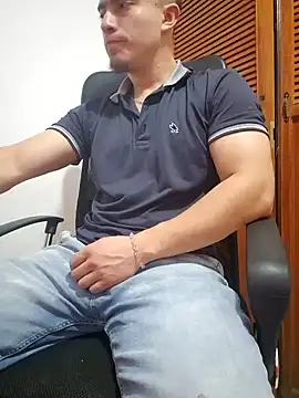 Snapshot of dragon1006 chatting on 25, 6, 2026 dragon1006 online show from 25, 6, 2026