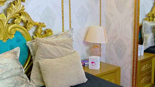 LucyLeah online show from 2, 3, 2026