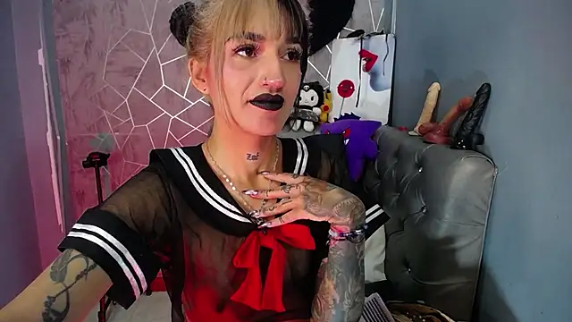 amelierouss online show from 2, 10, 2025