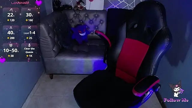 amelierouss online show from 4, 3, 2025