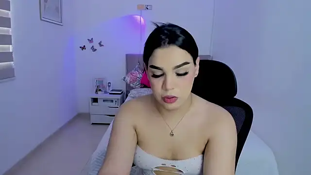 linda zaam83866 online show from 4, 10, 2025