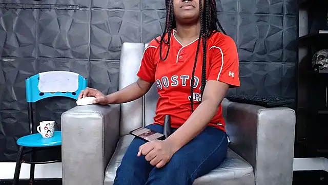 Hanna Fox 69 online show from 2, 12, 2025