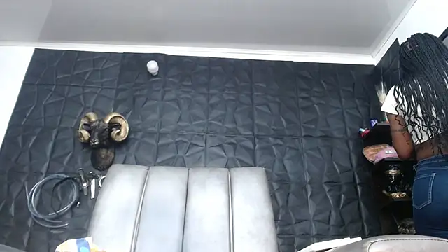 Hanna Fox 69 online show from 14, 4, 2026