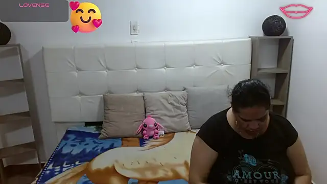 Candy and Jh0n online show from 4, 11, 2025