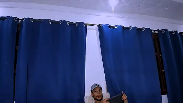 Fernanda brown18 online show from 30, 10, 2025